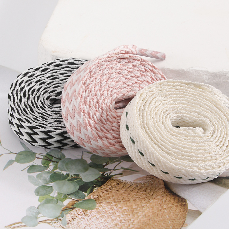 1Pair New 1.5CM Wide Wave Fat  - Lace Replacement Flat recension och pris